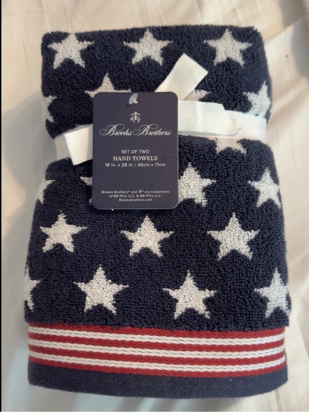 2 Brooks Brothers Patriotic Star Hand Towels Set of 2 Navy Red White 18x28 NWT